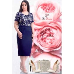 Julia M71898